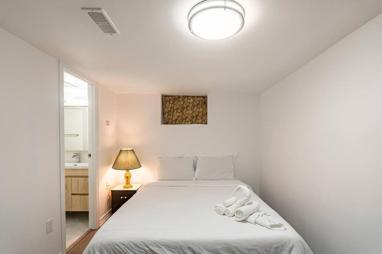 Simple & Tidy Private Rooms Toronto Kültér fotó