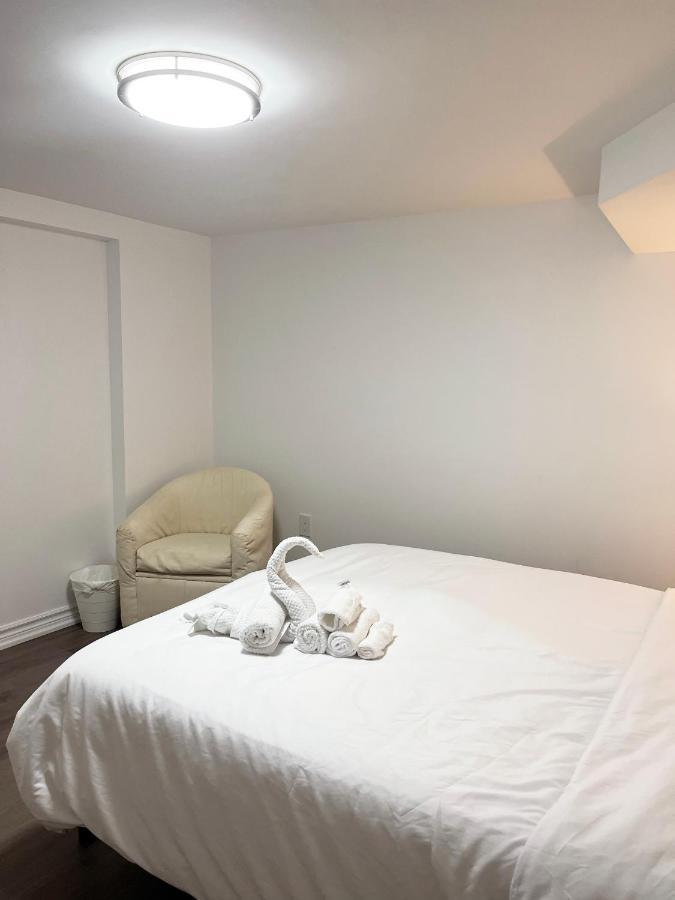 Simple & Tidy Private Rooms Toronto Kültér fotó